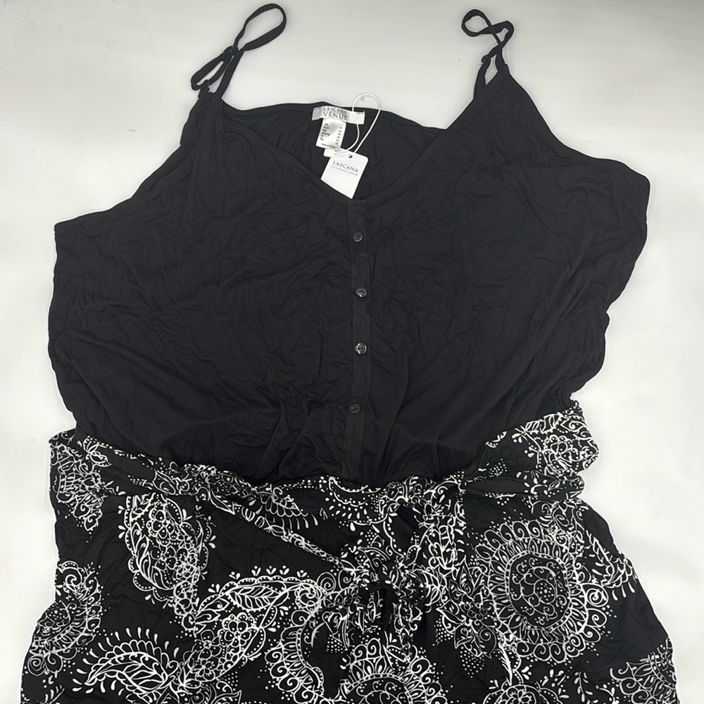 LASCANA Two-In-One Romper in Black/White